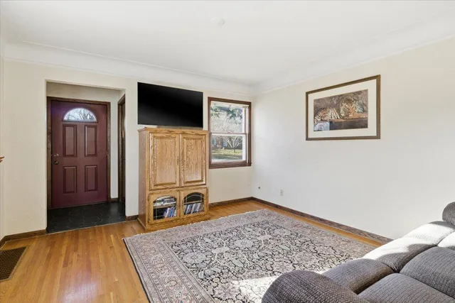 $370,000 | 1808 Tatum Street, Falcon Heights, MN 55113