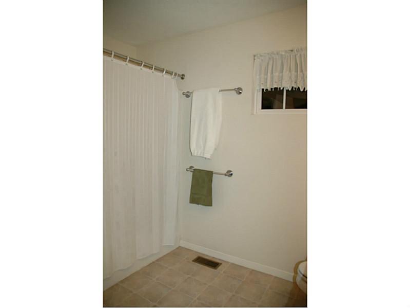 193 Lori Road Gibsonia, PA 15044 - Photo 17 of 25 Master Bath/Spa.
