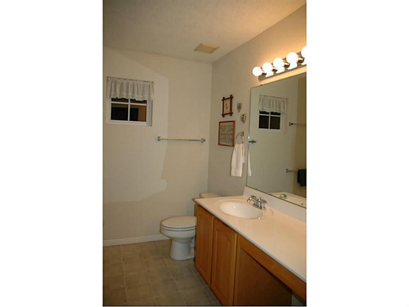 193 Lori Road Gibsonia, PA 15044 - Photo 20 of 25 Full Bath.
