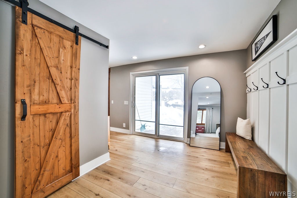 5128 Armor Duells Road Orchard Park, NY 14127 - Photo 18 of 45 Mudroom