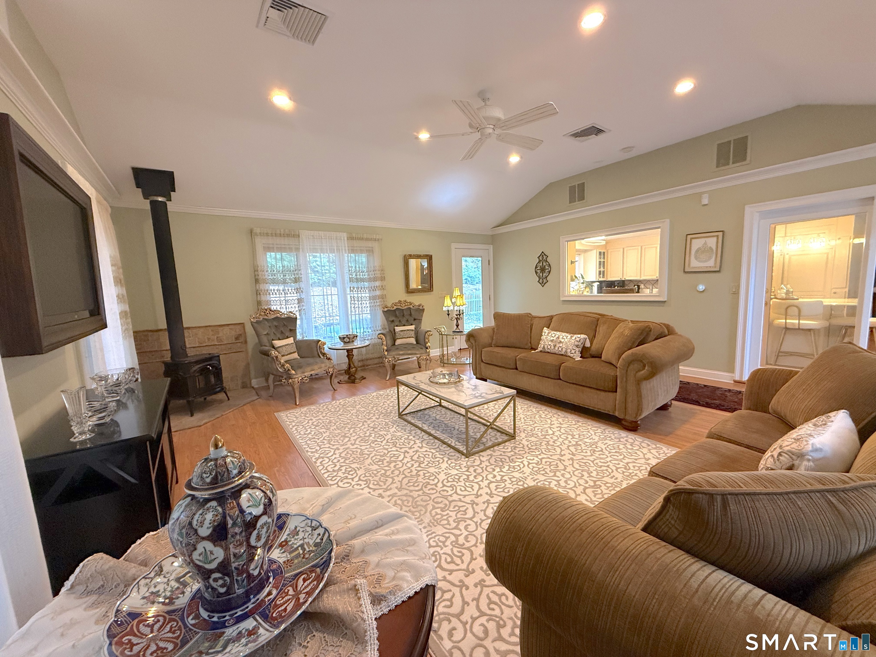 1340 Manchester Road Glastonbury, CT 06033 - Photo 9 of 18