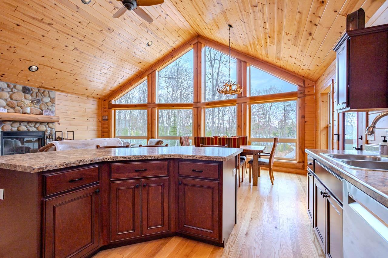 4387 Double Oaks Trail Rhinelander, WI 54501 - Photo 16 of 59 Gallery Image 16