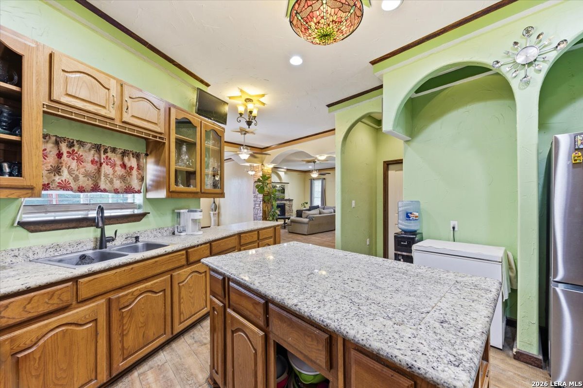 19590 Leal Road San Antonio, TX 78221 - Photo 13 of 42
