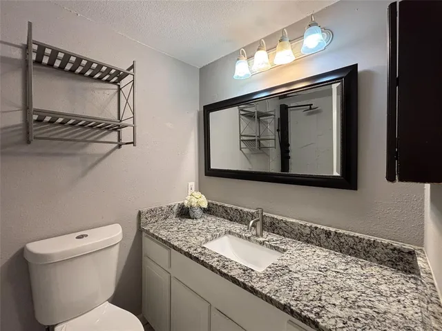 $1,632 | 208 Wilshire Drive, Unit B, Euless, TX 76040