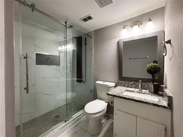 $1,632 | 208 Wilshire Drive, Unit B, Euless, TX 76040