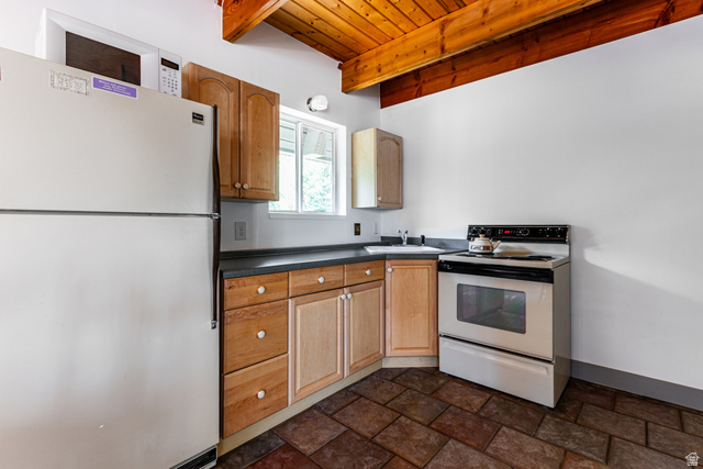 2242 Success Trail Midway, UT 84049 - Photo 8 of 29