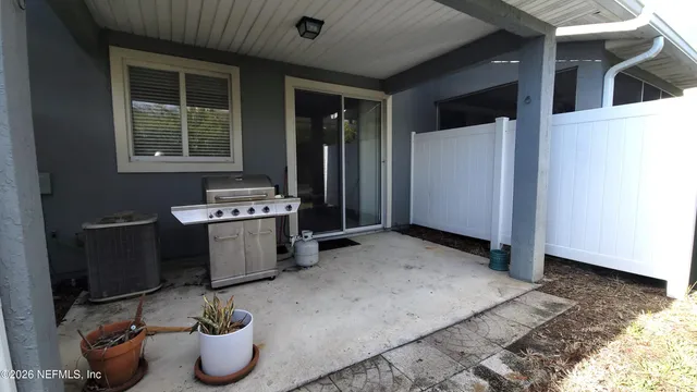 $1,750 | 2303 Sunset Bluff Drive, Jacksonville, FL 32216