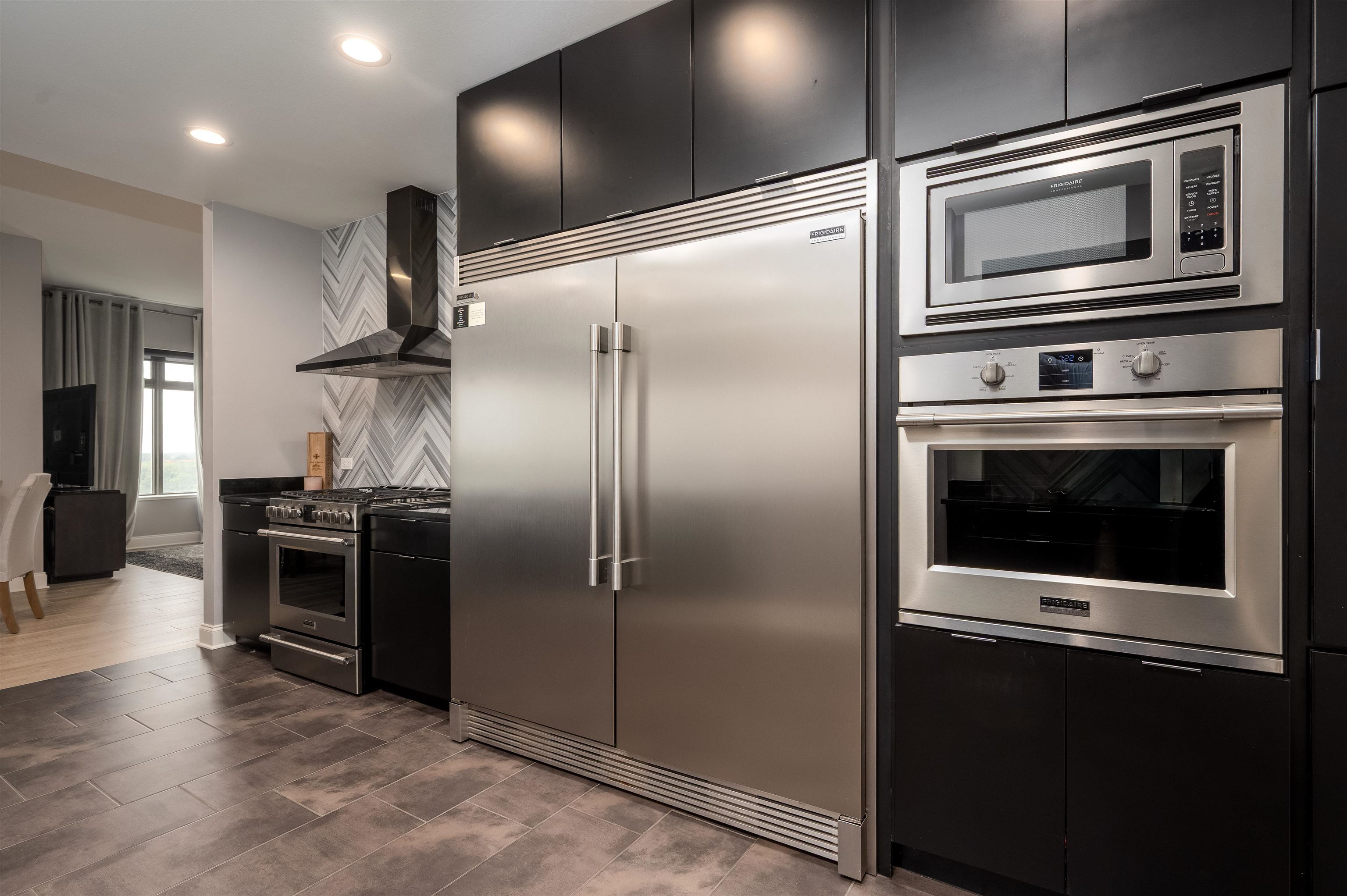 717 Riverside Drive, Unit 805/806 Memphis, TN 38103 - Photo 11 of 40