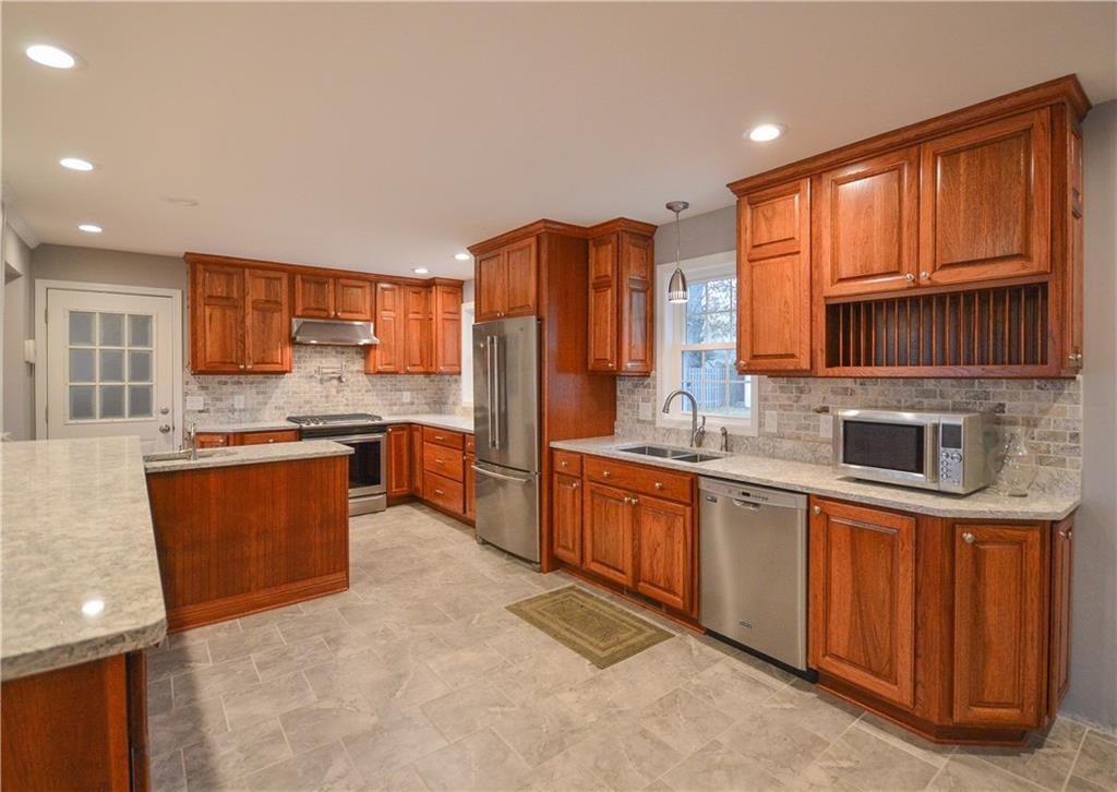 4545 Melbourne Road Indianapolis, IN 46228 - Photo 5 of 27 Gallery Image 5