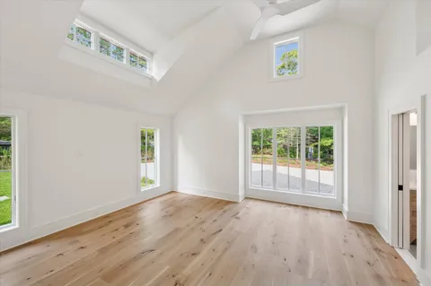 $7,495,000 | 206 Water Hole Road, East Hampton, NY 11937