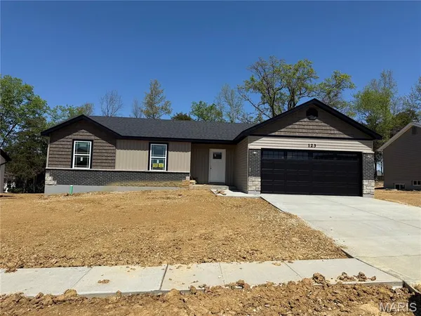 $329,900 | 28725 Woodland Heights Drive, Wright City, MO 63390