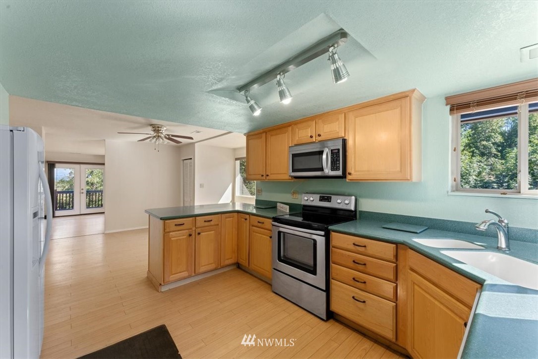 22606 Military Road South SeaTac, WA 98198 - Photo 18 of 34