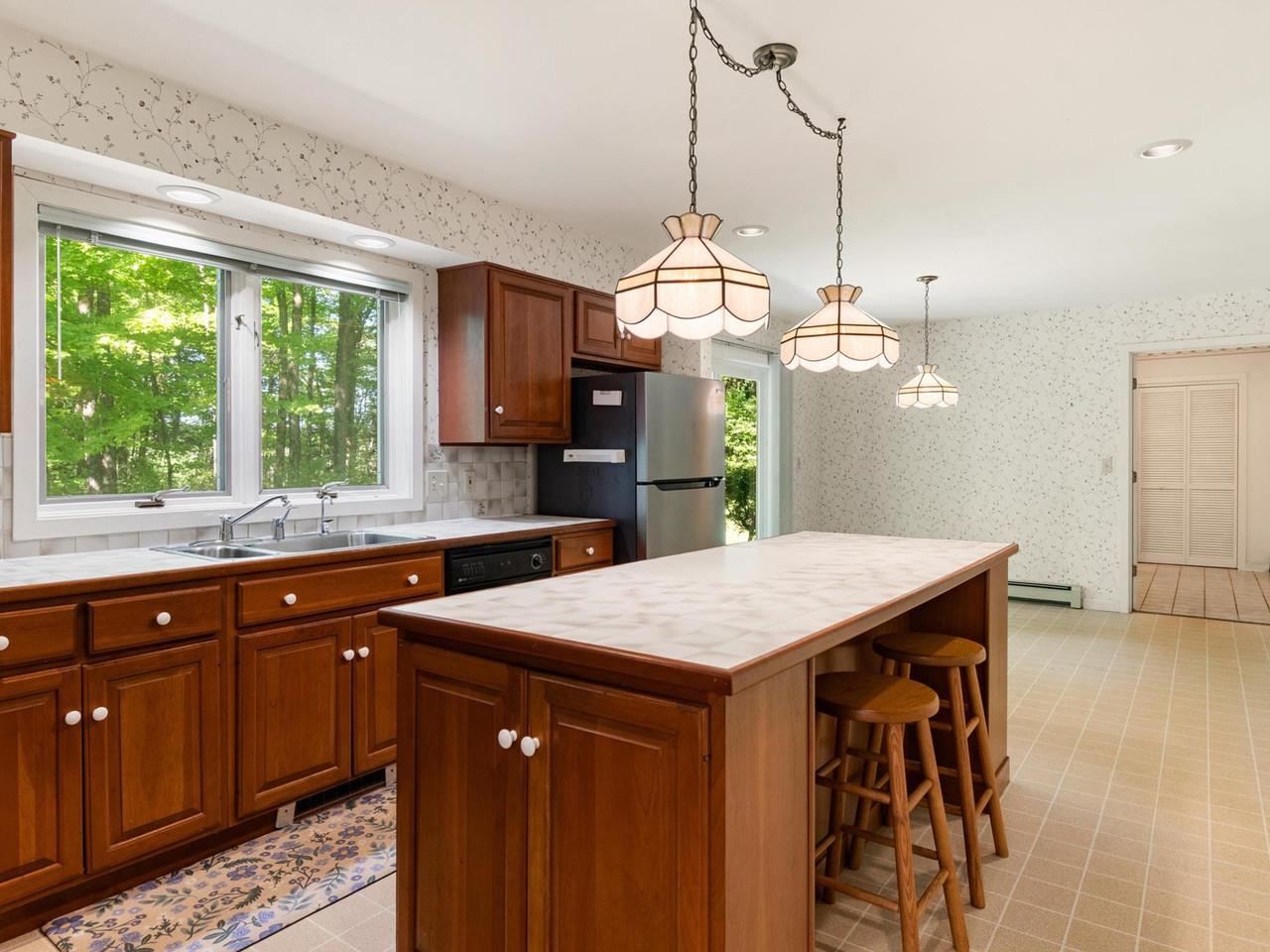 607 Beaver Creek Road Shelburne, VT 05482 - Photo 8 of 53