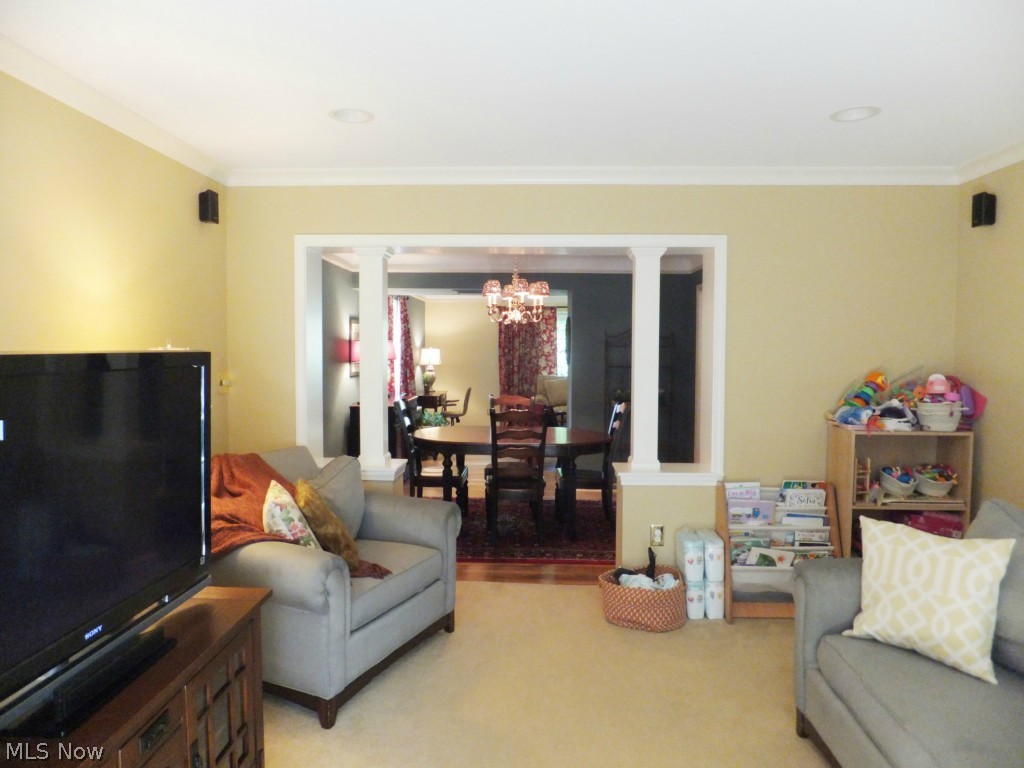 2533 Charney Road Cleveland, OH 44118 - Photo 7 of 22 Gallery Image 7