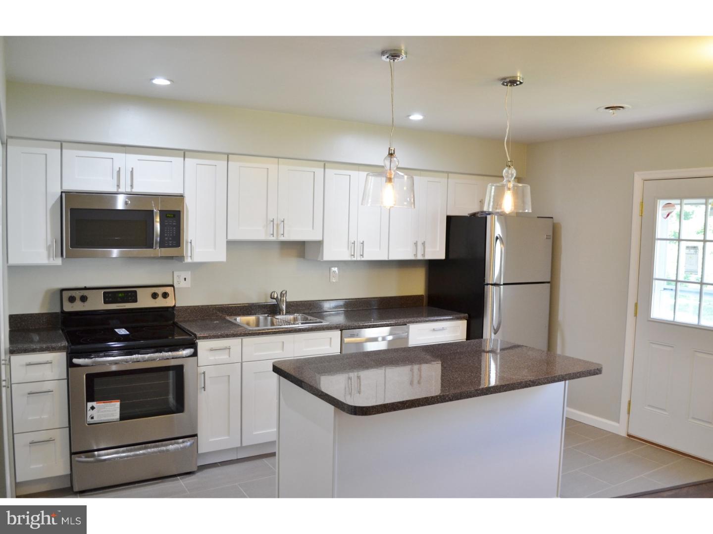 515 North York Road, Unit 11E Willow Grove, PA 19090 - Photo 1 of 18 Gallery Image 1