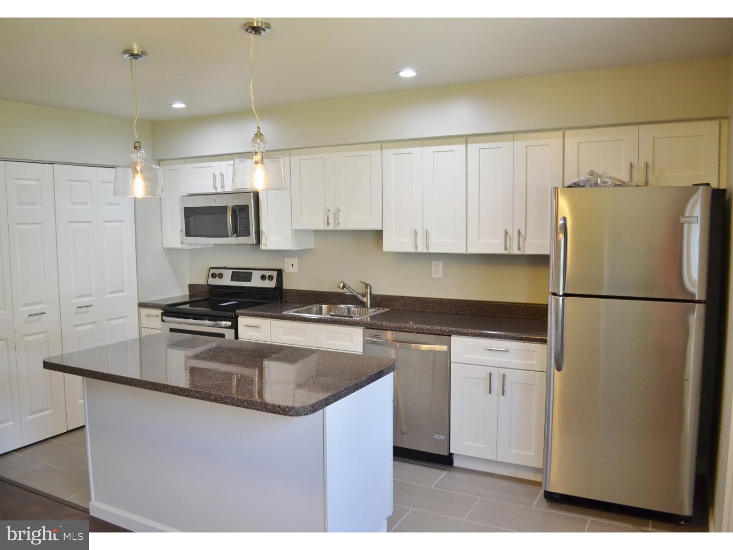 515 North York Road, Unit 11E Willow Grove, PA 19090 - Photo 2 of 18 Gallery Image 2