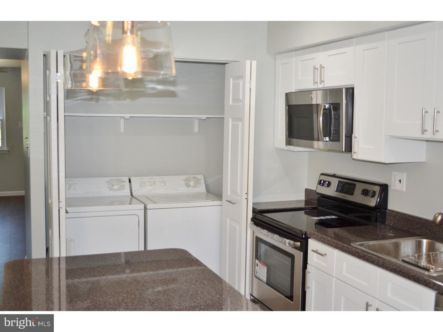 515 North York Road, Unit 11E Willow Grove, PA 19090 - Photo 4 of 18 Gallery Image 4