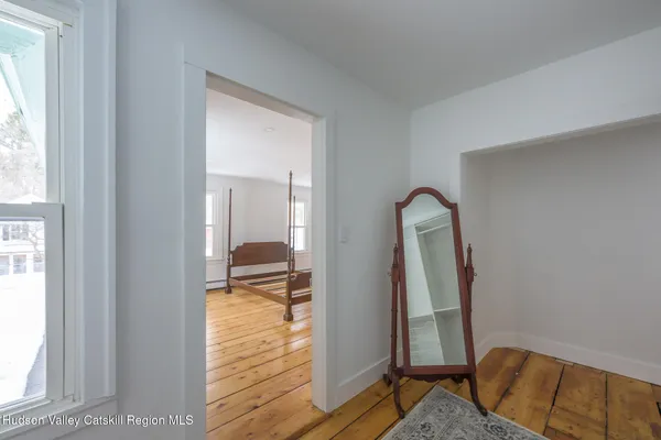 $828,000 | 23 Frog Alley, Old Chatham, NY 12136