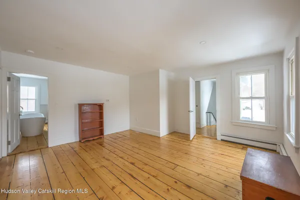 $828,000 | 23 Frog Alley, Old Chatham, NY 12136