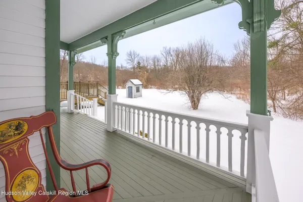 $828,000 | 23 Frog Alley, Old Chatham, NY 12136