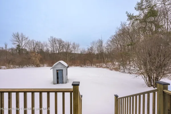 $828,000 | 23 Frog Alley, Old Chatham, NY 12136