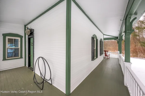 $828,000 | 23 Frog Alley, Old Chatham, NY 12136