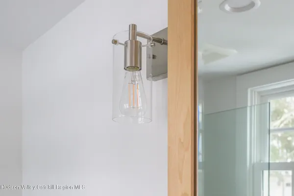 $828,000 | 23 Frog Alley, Old Chatham, NY 12136