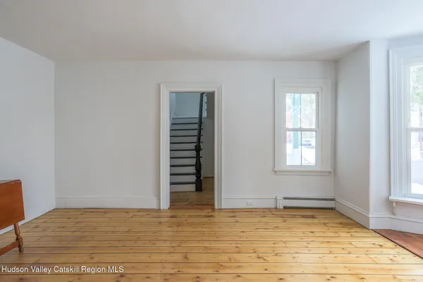 $828,000 | 23 Frog Alley, Old Chatham, NY 12136