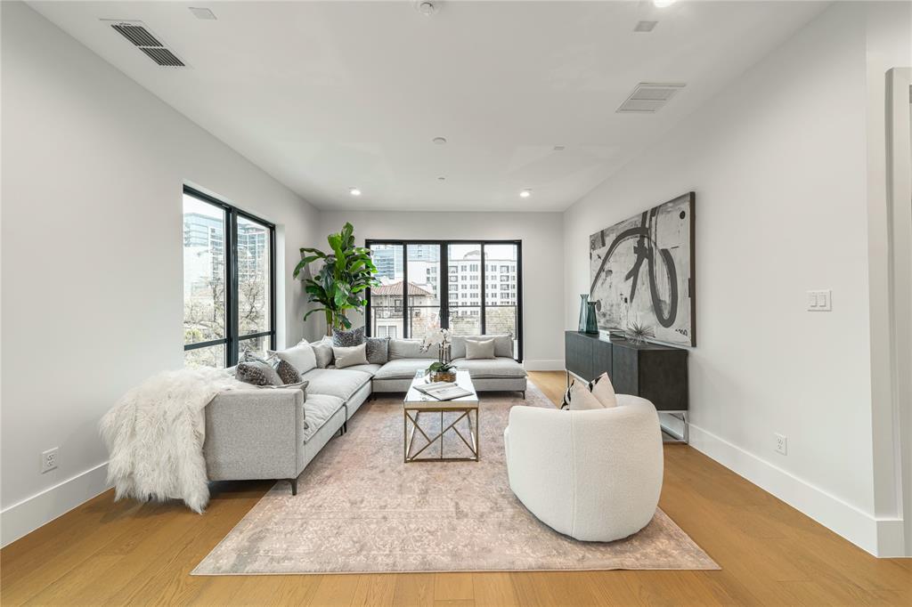 3601 Routh Street, Unit 4C Dallas, TX 75219 - Photo 4 of 27