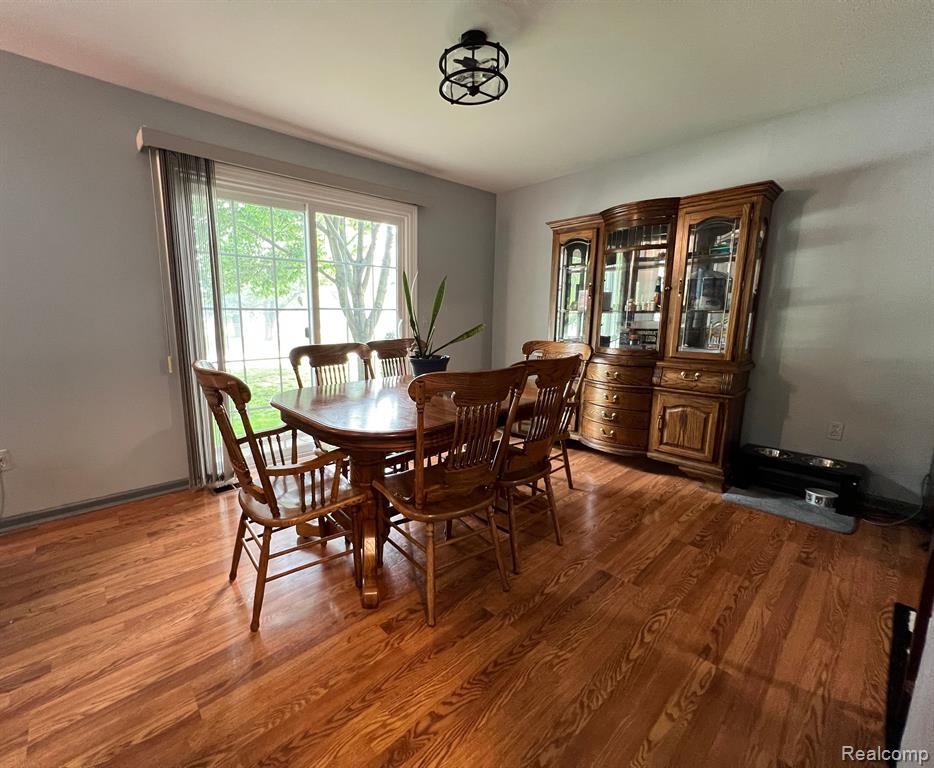 647 South Crooks Road Clawson, MI 48017 - Photo 6 of 26