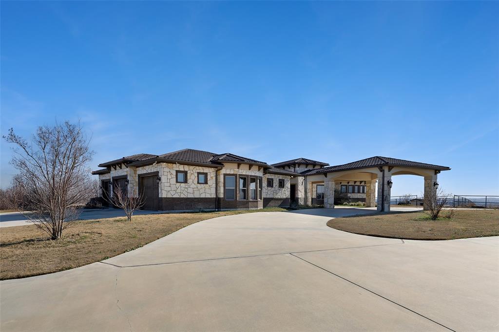 353 County Road 2510 Decatur, TX 76234 - Photo 5 of 40