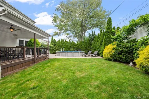 $999,999 | 4 Westbury Avenue, Plainview, NY 11803