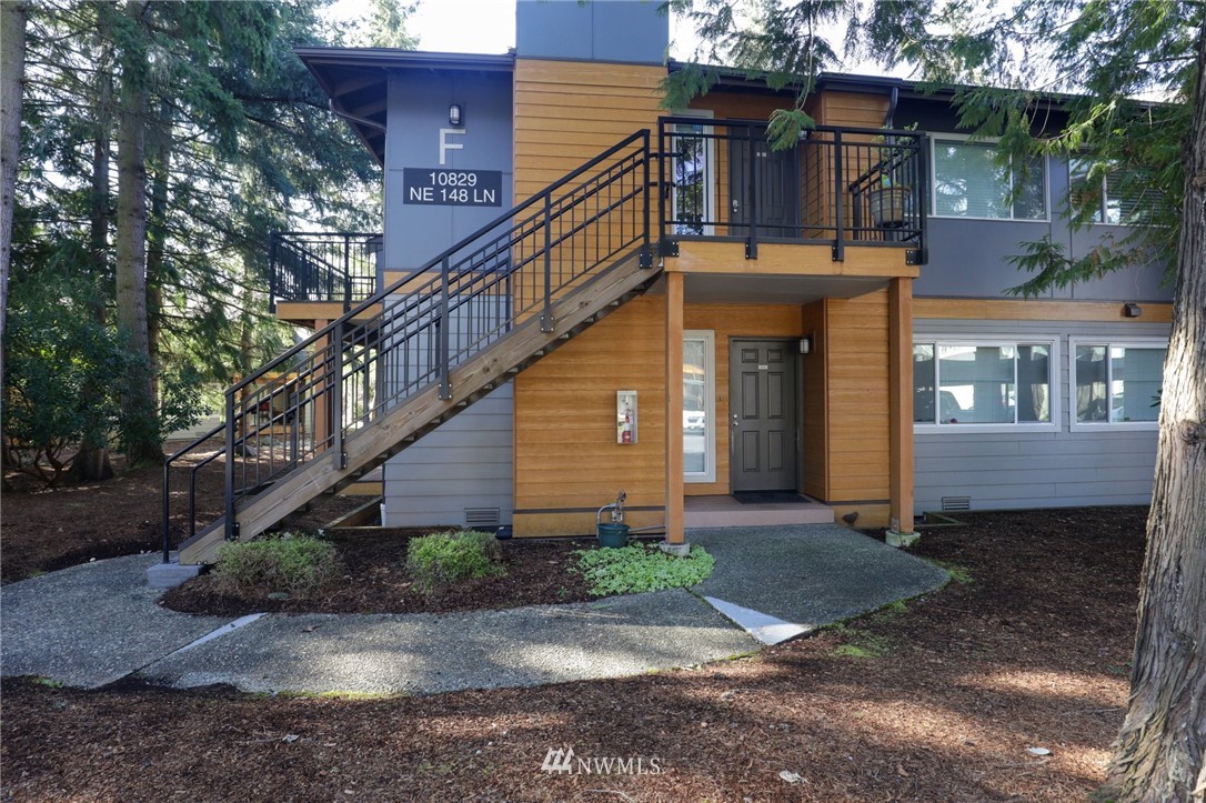 10829 Northeast 148th Lane, Unit F2 Bothell, WA 98011 - Photo 1 of 26 Gallery Image 1
