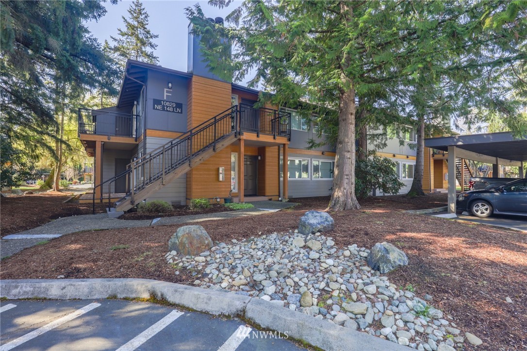 10829 Northeast 148th Lane, Unit F2 Bothell, WA 98011 - Photo 2 of 26 Gallery Image 2