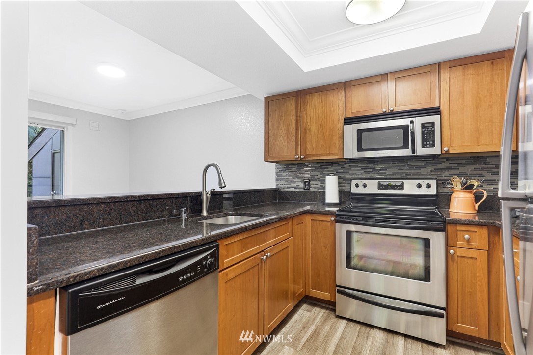 10829 Northeast 148th Lane, Unit F2 Bothell, WA 98011 - Photo 15 of 26 Gallery Image 15