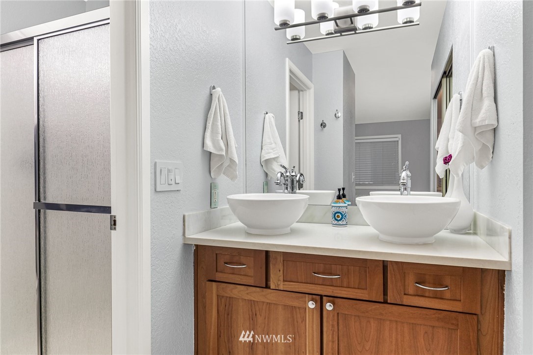 10829 Northeast 148th Lane, Unit F2 Bothell, WA 98011 - Photo 25 of 26 Gallery Image 25
