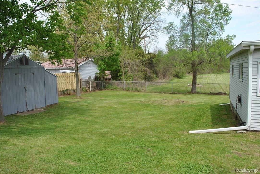 2385 Vivian Road Monroe, MI 48162 - Photo 20 of 21 DSC_0508.JPG