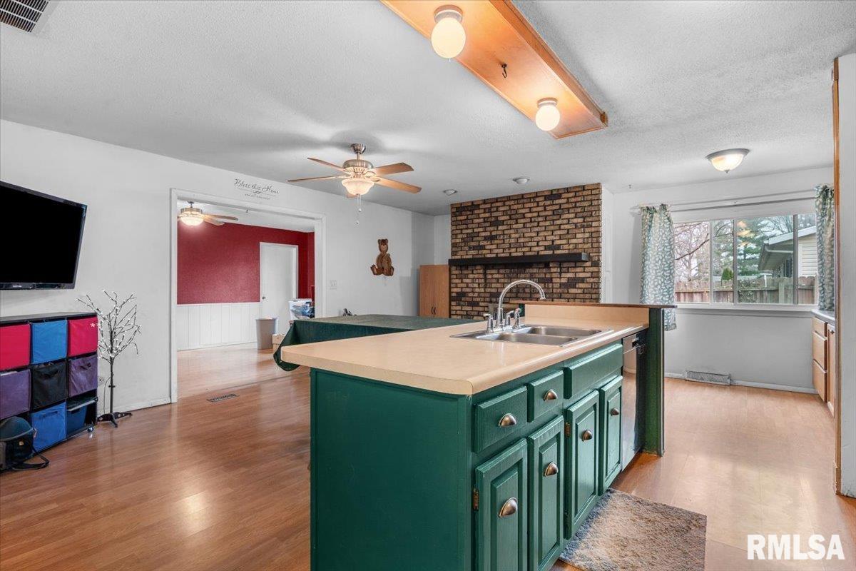 10 Lancelot Drive Rochester, IL 62563 - Photo 6 of 28 Gallery Image 6