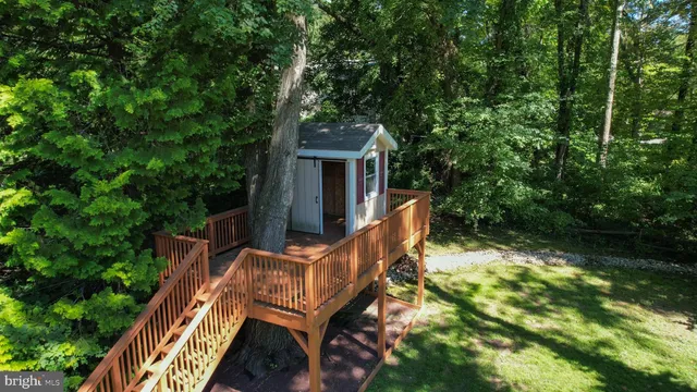 $699,000 | 1715 Terwood Road, Huntingdon Valley, PA 19006