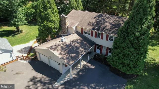 $699,000 | 1715 Terwood Road, Huntingdon Valley, PA 19006