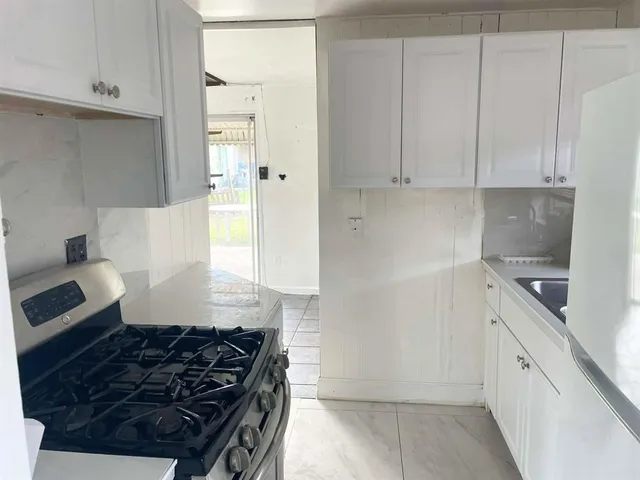 $2,600 | 5308 Marcia Place, West Palm Beach, FL 33407