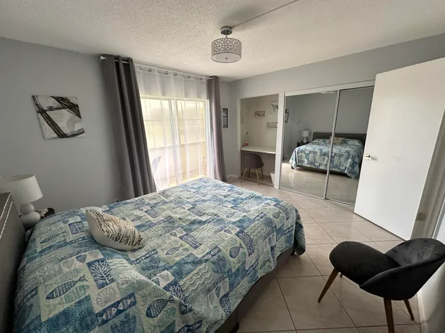 $1,900 | 3 Berkshire A, West Palm Beach, FL 33417