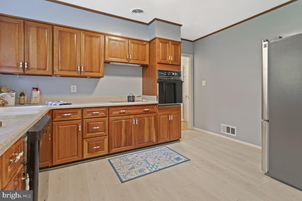 9205 Seven Locks Road Bethesda, MD 20817 - Photo 15 of 33