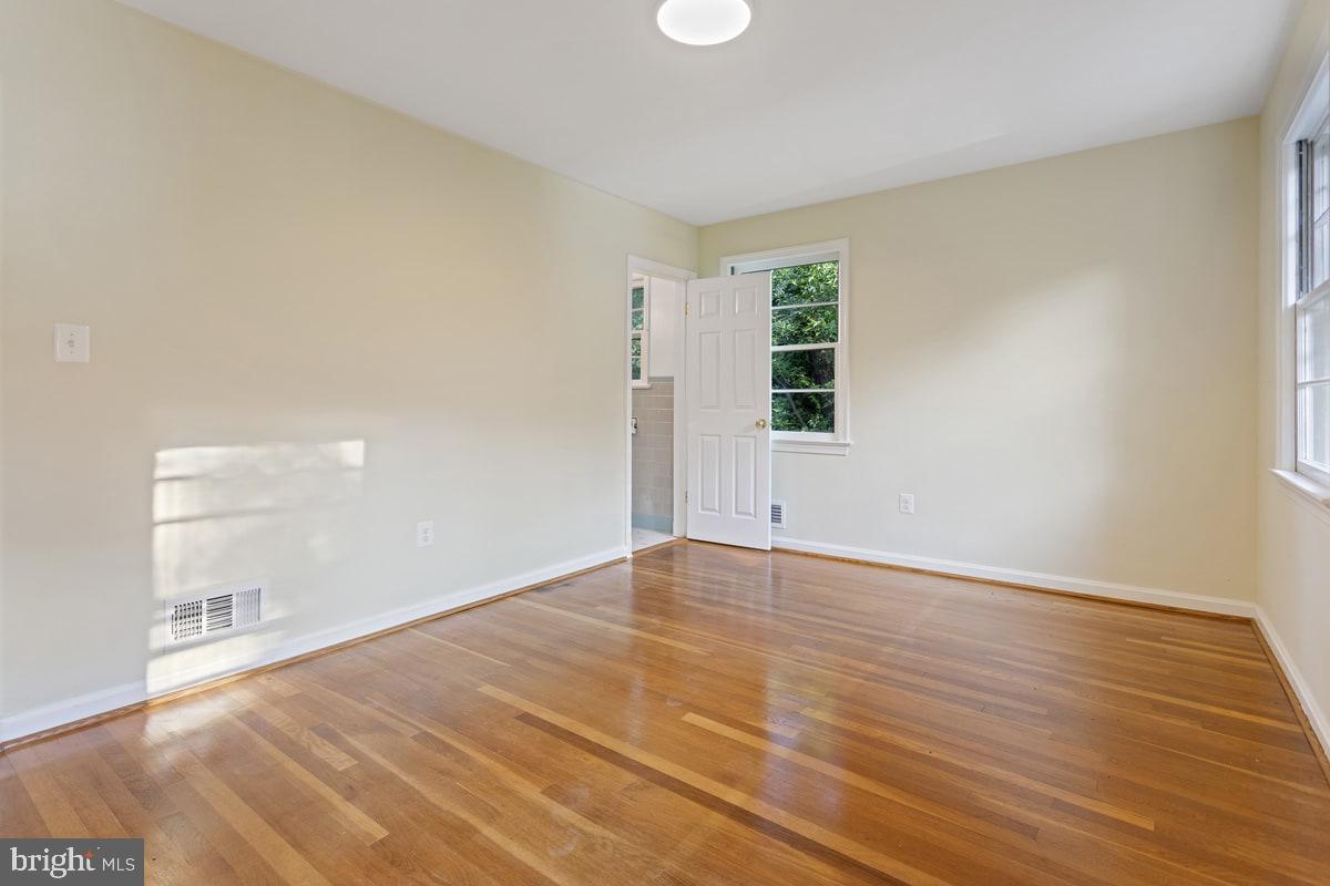 9205 Seven Locks Road Bethesda, MD 20817 - Photo 23 of 33