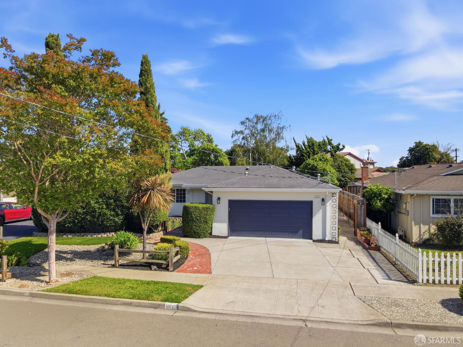 6830 Rochelle Avenue Newark, CA 94560 - Photo 3 of 28