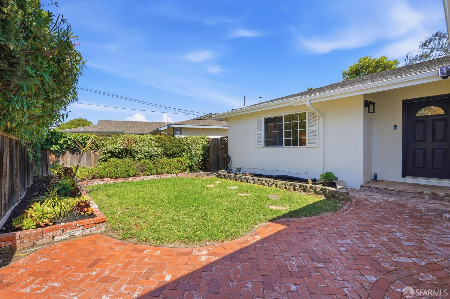 6830 Rochelle Avenue Newark, CA 94560 - Photo 4 of 28