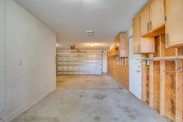 $2,750 | 2974 Duke Drive, Gulf Breeze, FL 32563