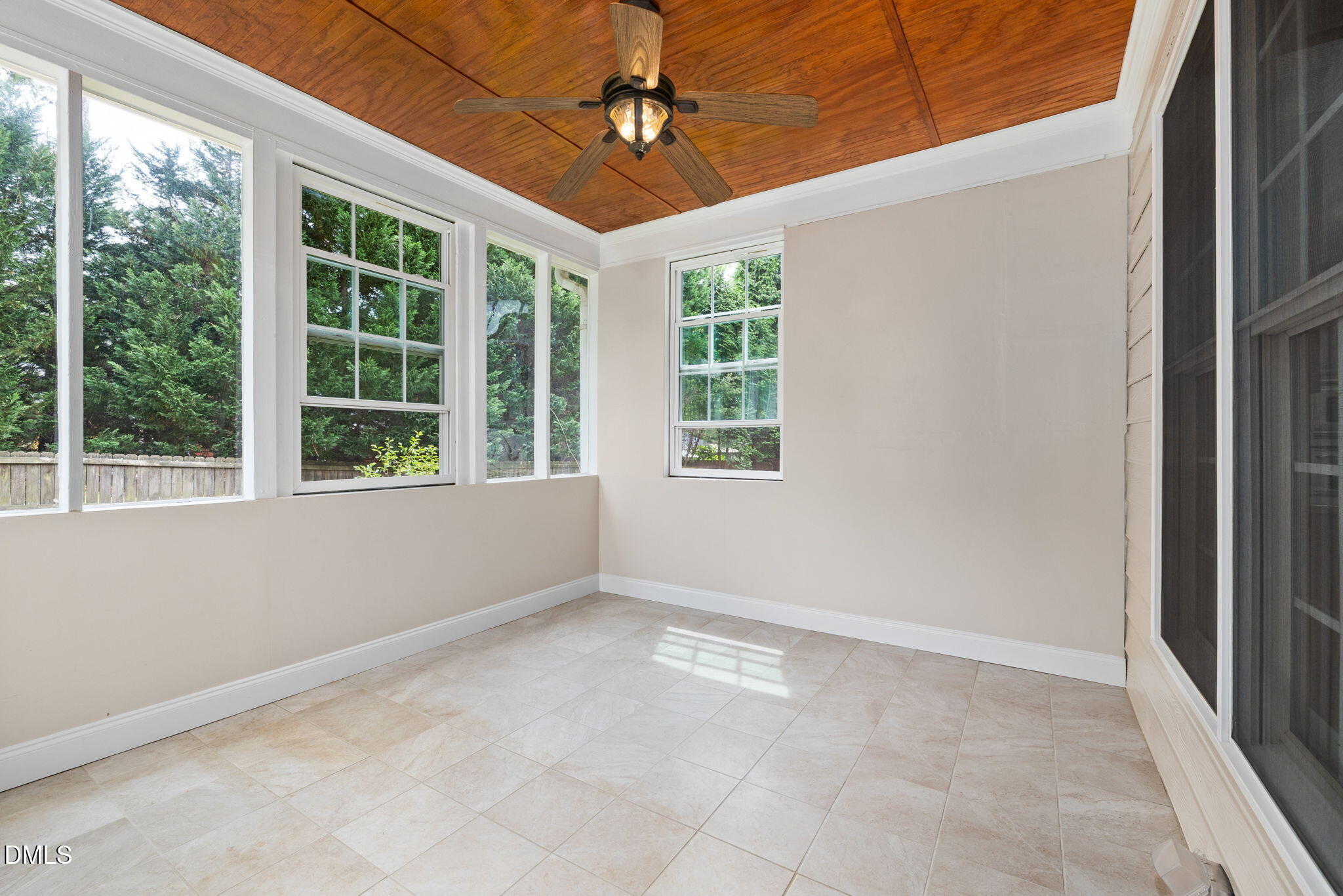 7219 Newport Avenue Raleigh, NC 27613 - Photo 48 of 54 55-web-or-mls-DX3A9501