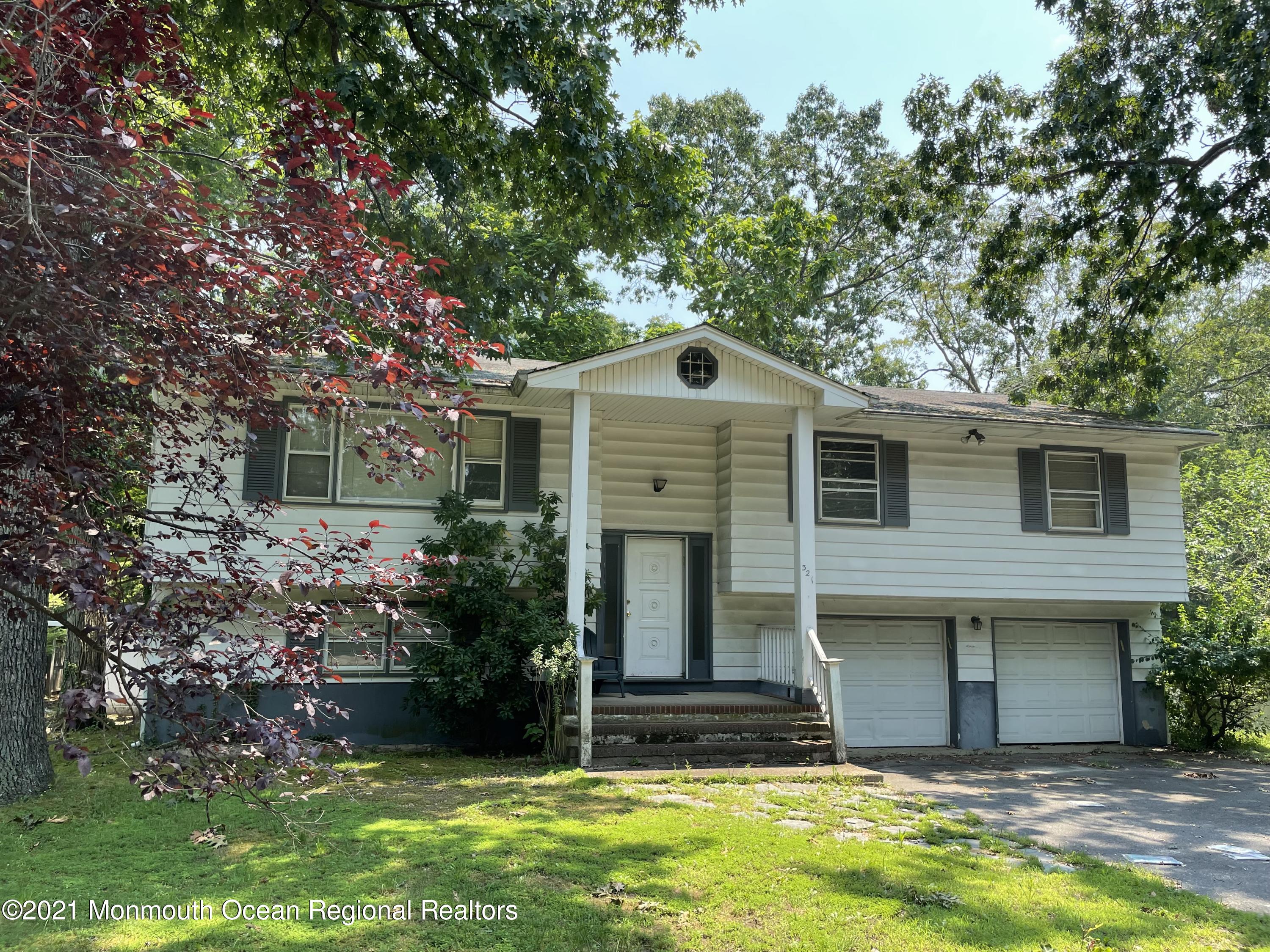 321 Miller Road Lakewood, NJ 08701 - Photo 1 of 1 Miller321Front