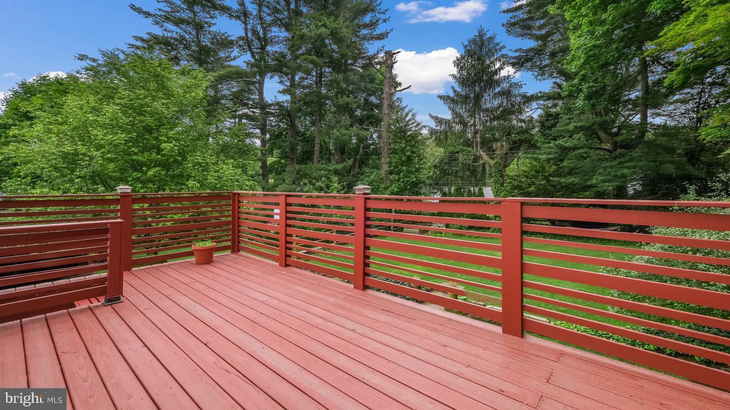 646 Green Briar Road Elkins Park, PA 19027 - Photo 26 of 28 2nd floor deck